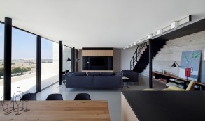 Y duplex penthouse by Pitsou Kedem Architects
