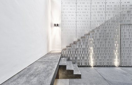 The Wall House | FARM + KD Architects